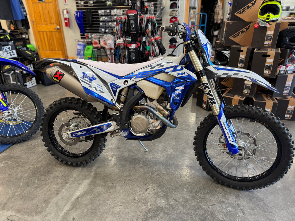 2024 Sherco 300 SEF-F 4T - White / blue (Demo Bike)