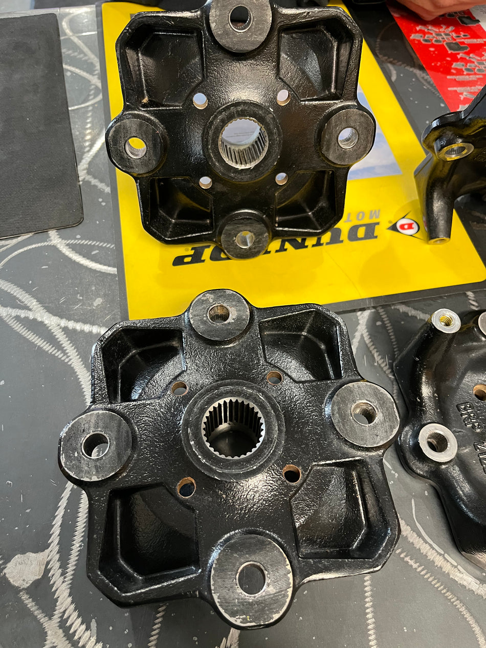 Can-am X3 Hub